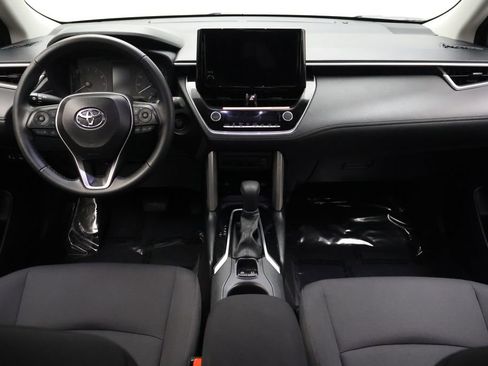 Certified 2024 Toyota Corolla Cross LE image 24