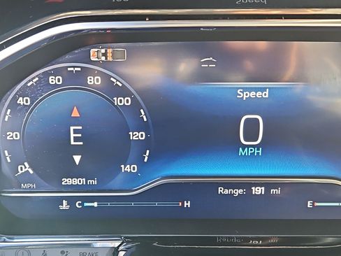 Used 2024 Chevrolet Silverado 3500 High Country w/ Technology Package image 14