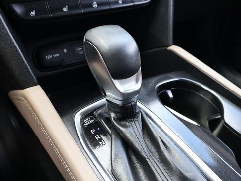 Used 2020 Hyundai Santa Fe Limited image 24