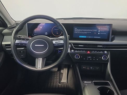 Used 2025 Hyundai Sonata SEL FWD image 18