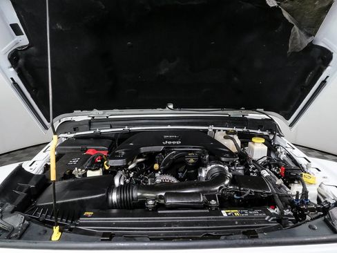 Used 2020 Jeep Gladiator Rubicon image 32