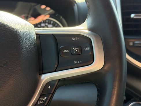 Used 2021 RAM 1500 Big Horn RWD image 21