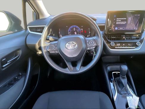 Used 2026 Toyota Corolla LE FWD image 6