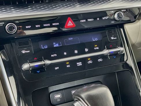 Used 2023 Kia Carnival SX Prestige FWD image 20