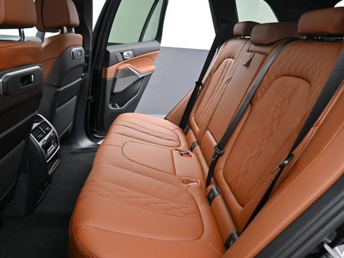 New 2026 BMW X5 xDrive50e AWD/4WD image 16