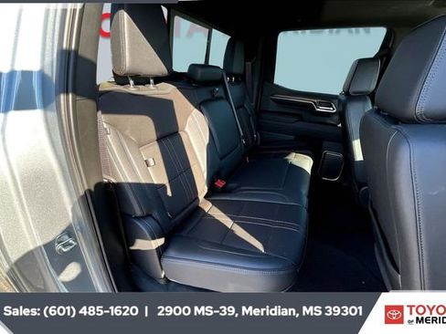 Used 2024 Chevrolet Silverado 1500 High Country w/ Technology Package image 20