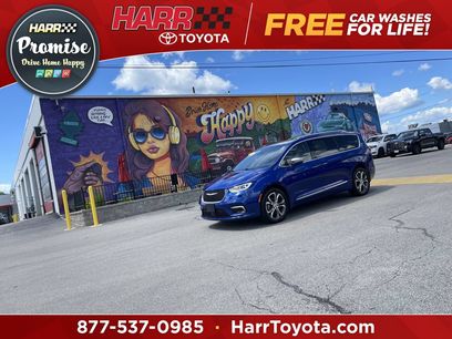 Used 2021 Chrysler Pacifica Pinnacle