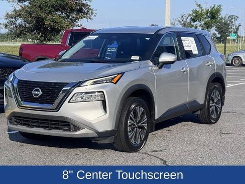 Used 2023 Nissan Rogue SV FWD image 4