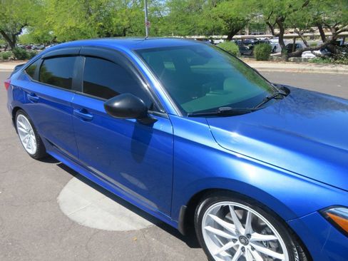 Used 2023 Honda Civic Si image 9