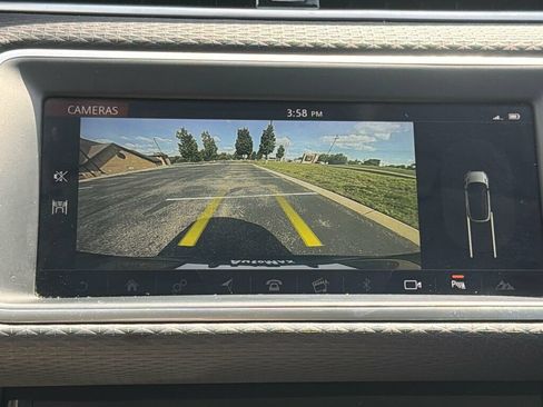 Used 2020 Land Rover Range Rover Evoque S AWD/4WD image 18
