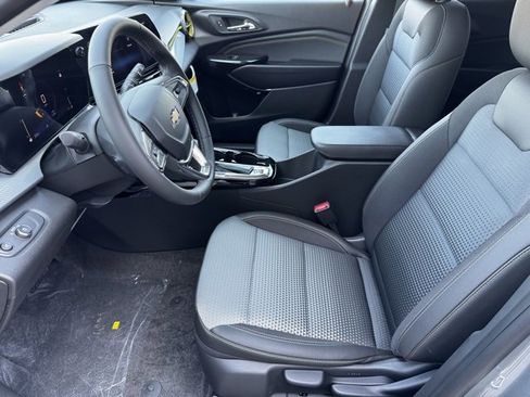 New 2026 Chevrolet Trax LT w/ Driver Confidence Package image 5