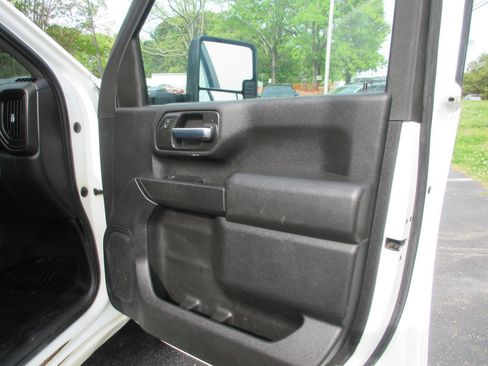 Used 2020 Chevrolet Silverado 2500 W/T w/ Gooseneck/5TH Wheel Package AWD/4WD image 15