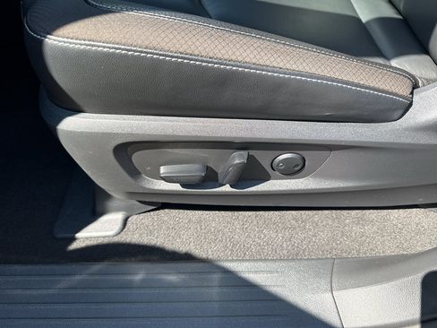 Certified 2023 Nissan Pathfinder SL AWD/4WD image 15