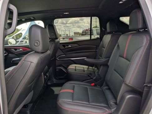 Used 2024 Chevrolet Traverse RS w/ LPO, Floor Liner Package AWD/4WD image 15