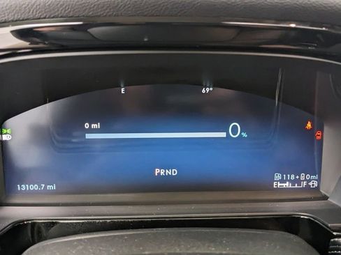 Used 2023 Lincoln Corsair Grand Touring w/ Equipment Group 301A AWD/4WD image 23