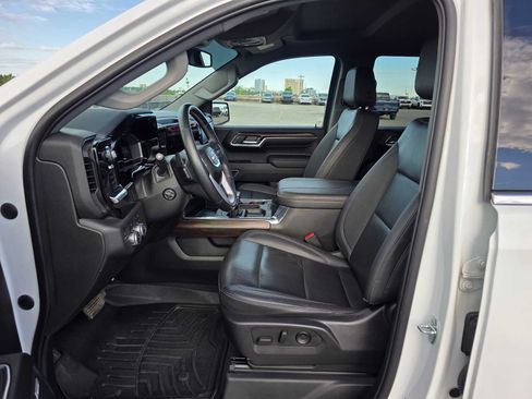 Used 2023 GMC Sierra 1500 SLT w/ SLT Premium Package AWD/4WD image 20