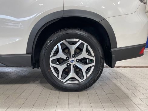Certified 2023 Subaru Forester Premium AWD/4WD image 27