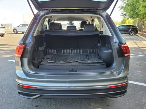 Used 2023 Volkswagen Tiguan SE FWD image 27