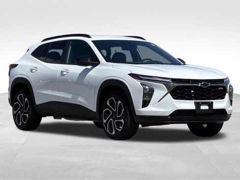 New 2026 Chevrolet Trax RS w/ Driver Confidence Package FWD image 7