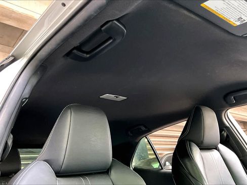 Used 2019 Toyota Corolla XSE FWD image 13