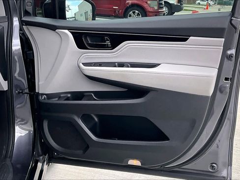 Used 2019 Honda Odyssey Elite image 22