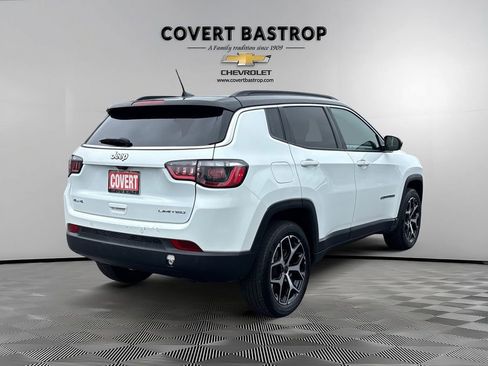 Used 2025 Jeep Compass Limited AWD/4WD image 5
