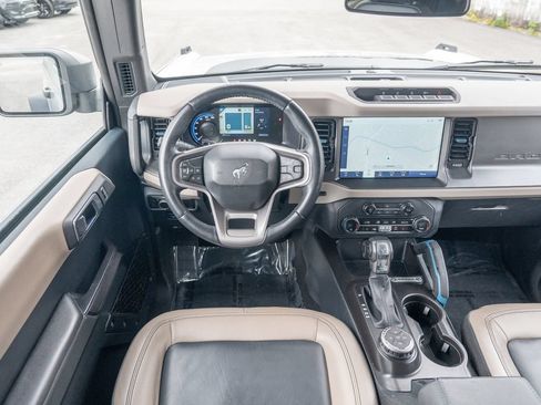 Used 2024 Ford Bronco Wildtrak AWD/4WD image 12