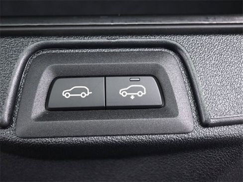 New 2026 BMW X5 xDrive50e w/ Climate Comfort Package image 24