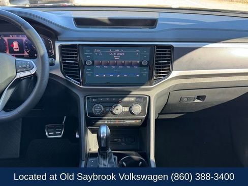 Used 2021 Volkswagen Atlas SEL R-Line image 15
