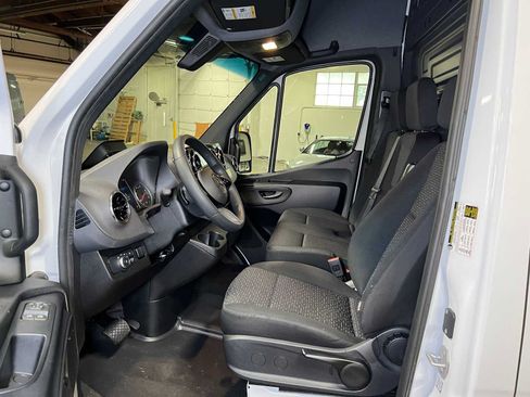 Used 2026 Mercedes-Benz Sprinter 2500 image 22