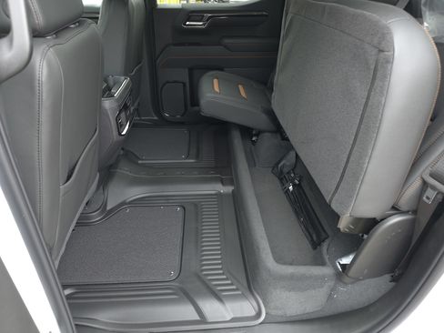 New 2026 GMC Sierra 1500 AT4 w/ AT4 Premium Package image 32