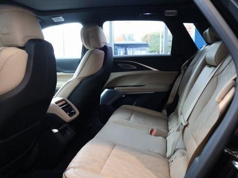 New 2026 Cadillac Lyriq V image 25