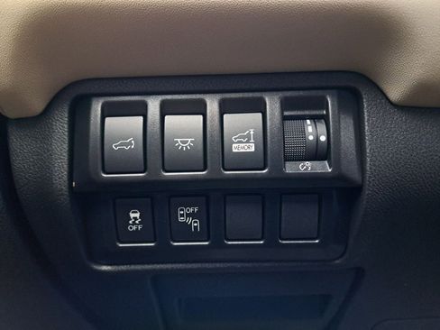 Used 2022 Subaru Ascent Touring image 25