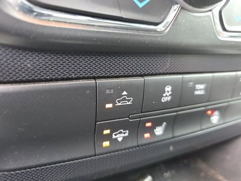 Used 2018 RAM 1500 Rebel w/ Luxury Group image 16