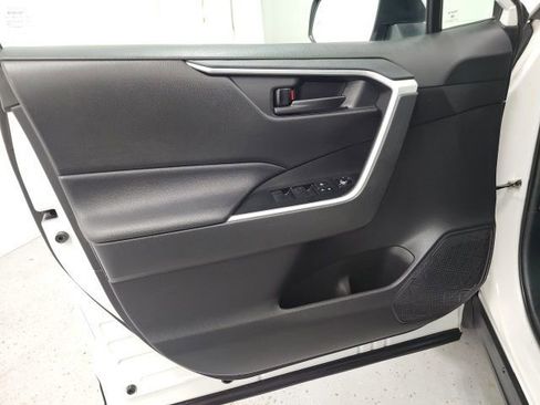 Certified 2020 Toyota RAV4 LE image 13