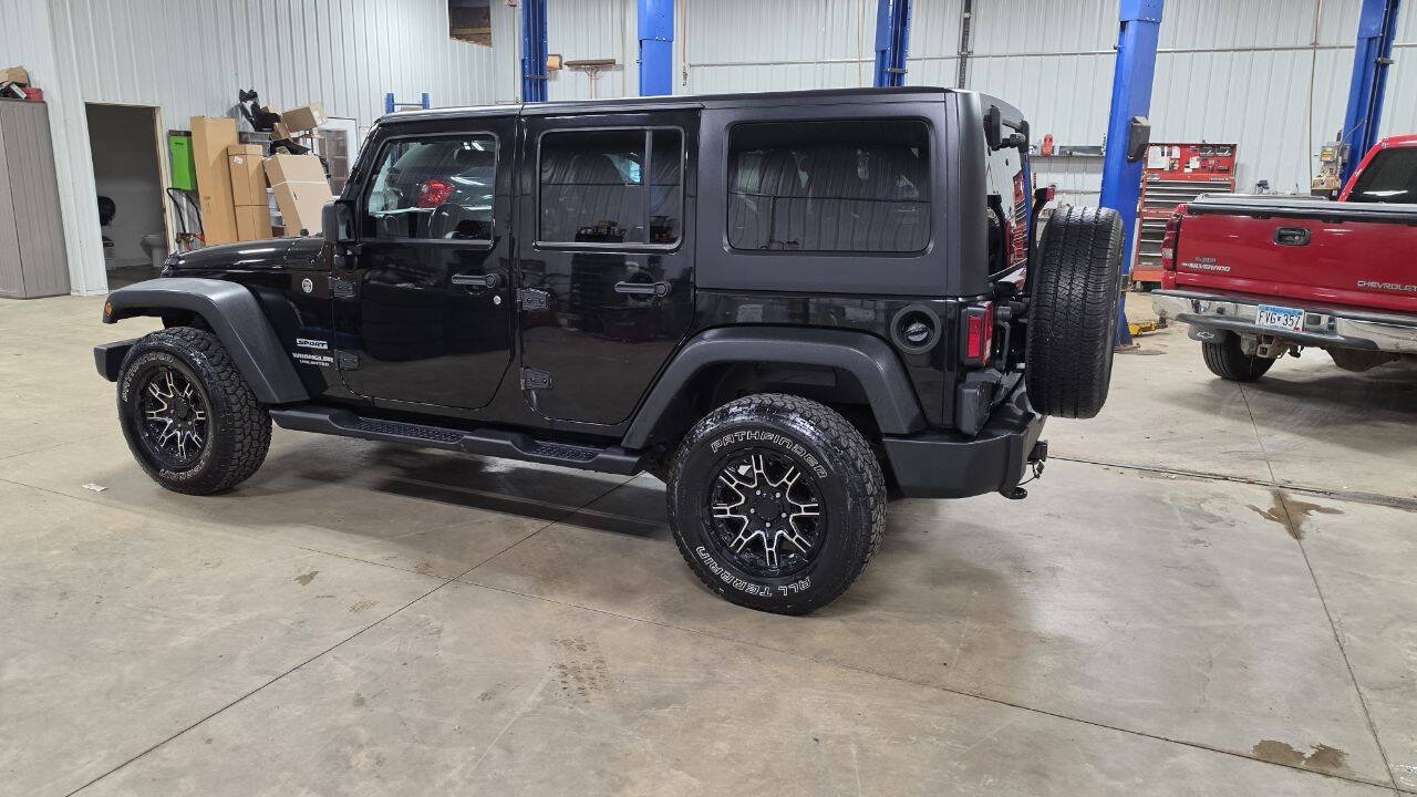 Used 2014 Jeep Wrangler Unlimited Sport w/ Quick Order Package 24S AWD/4WD image 7