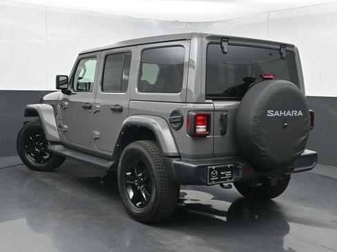 Used 2021 Jeep Wrangler Unlimited Sahara AWD/4WD image 4