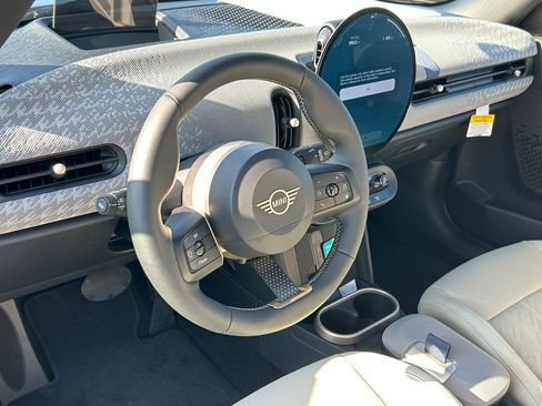 New 2026 MINI Cooper 4-Door Hardtop image 13