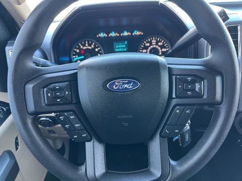 Used 2015 Ford F150 XLT image 46