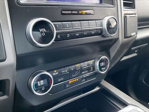 Used 2020 Ford Expedition XLT RWD image 29
