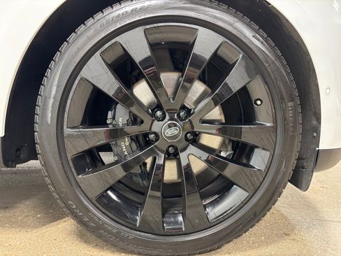Used 2023 Land Rover Range Rover Sport SE AWD/4WD image 11