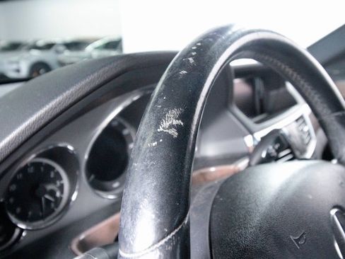 Used 2012 Mercedes-Benz E 350 4MATIC Sedan image 24