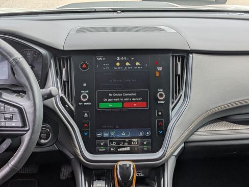 Used 2025 Subaru Outback Wilderness AWD/4WD image 18
