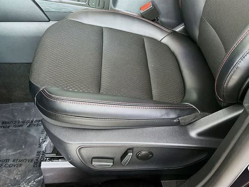 Certified 2025 Ford Escape ST-Line image 30