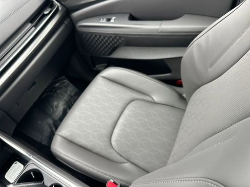 New 2026 Kia Carnival SX FWD image 34