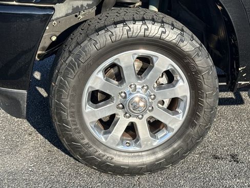 Used 2020 RAM 2500 Laramie AWD/4WD image 16