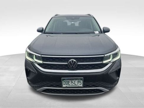 Certified 2023 Volkswagen Taos SEL image 2