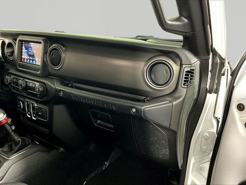 Used 2023 Jeep Wrangler Sport AWD/4WD image 26