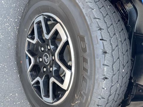Used 2023 Ford Bronco Outer Banks AWD/4WD image 10
