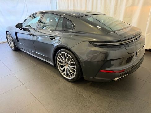 Certified 2025 Porsche Panamera 4 AWD/4WD image 3